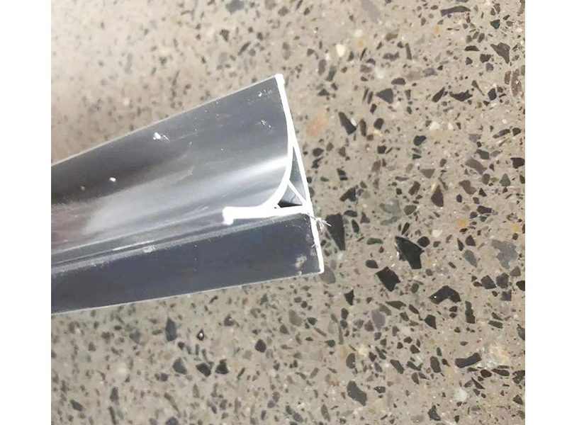 阴角